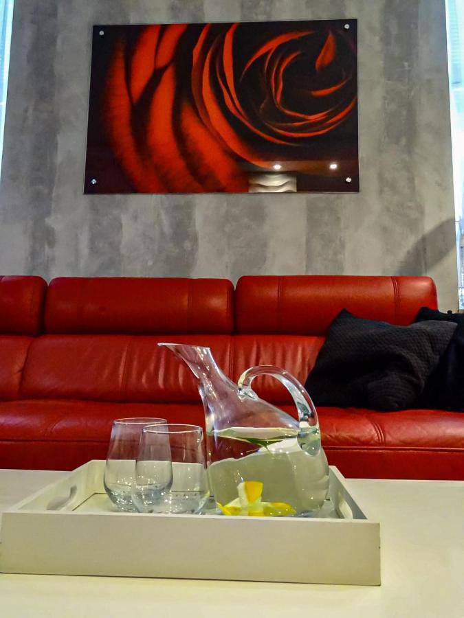Apartament Cieplicka Apartment Jelenia Góra Екстериор снимка